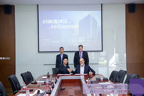 1697773224322611.jpg 1c.jpg